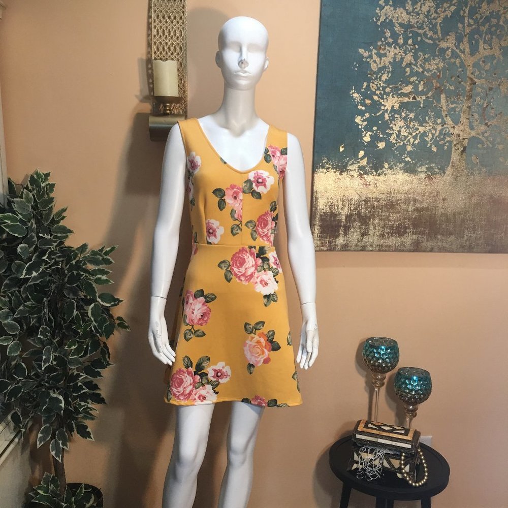 COPY - NWT mmmmm Nectarine dress with  floral pri…